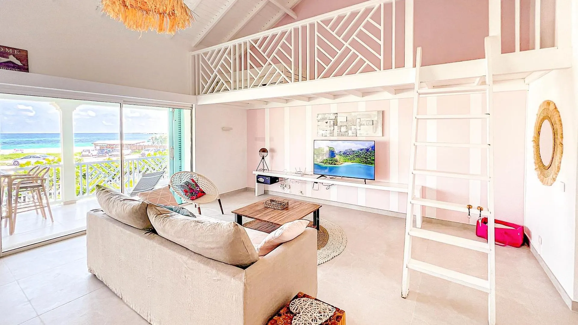 Princess Manon Beachfront Ocean View Orient Bay 0*,  Sint Maarten
